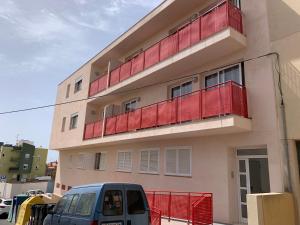 Budova, v ktorej sa apartmán nachádza
