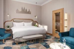 Allure Hotel & Residence Prague客房内的一张或多张床位