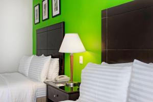 Postel nebo postele na pokoji v ubytování Holiday Inn Campeche by IHG
