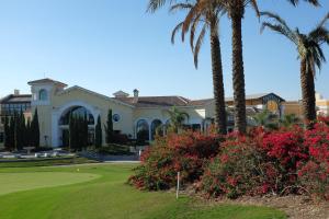 Gallery image of Coming Home - Penthouses La Torre Golf Resort in Roldán