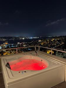 Fotografie z fotogalerie ubytování Class Hotel Bosphorus With Jacuzzi v destinaci Istanbul