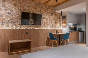 A&N Athens Luxury Apartments - Akadimou的厨房或小厨房