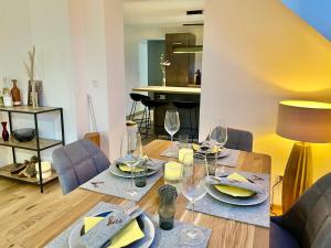 A seating area at Appartements BERGTRAUM
