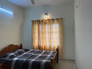 Uma cama ou camas num quarto em Pullad