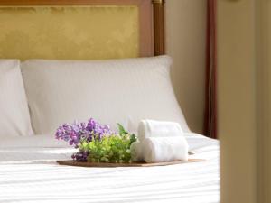 Cama ou camas em um quarto em Rihga Royal Hotel Tokyo