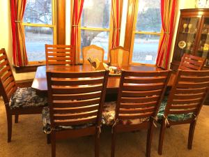 Foto dalla galleria di The Lodge Dog and Family Friendly 5 Bedrooms 13 guests 10 beds a Saint Peter