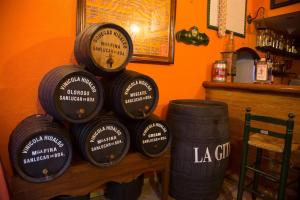 Hol lub bar w obiekcie Hostal Sierpes