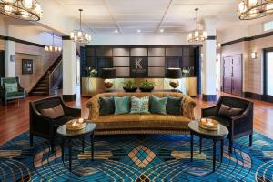 Posezení v ubytování Hotel Kurrajong Canberra