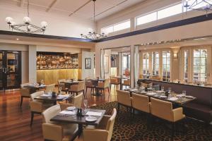 Restaurace v ubytování Hotel Kurrajong Canberra