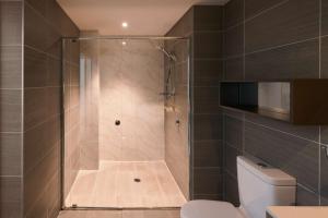 Koupelna v ubytování Hotel Kurrajong Canberra