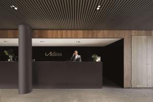 O saguão ou recepção de Adina Apartment Hotel Bondi Beach Sydney