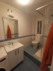 A bathroom at Estudio frente a Estación María Zambrano