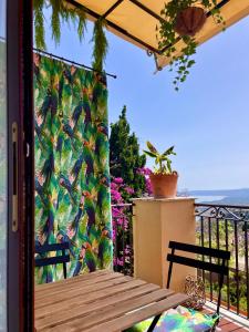 Balkoni atau teres di Charme House Taormina
