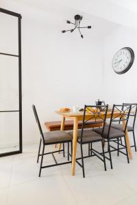 Fotografie z fotogalerie ubytování Malagaflat Design Apartment 3 Bedrooms City Centre v Malaze