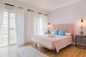 Postel nebo postele na pokoji v ubytování Malagaflat Design Apartment 3 Bedrooms City Centre