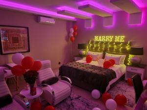 Posezení v ubytování Weston Guest House Krugersdorp + 37 fotografií
