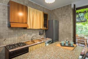Kuchyňa alebo kuchynka v ubytovaní Flats4rent Sabotino