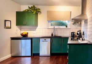 Imagen de la galería de Hobart Rose Court Apartments "Avitium", en New Town 16 fotos más