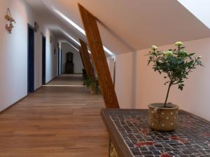 Fotografie z fotogalerie ubytování U Námořníka-Restaurant a penzion v Hukvaldech