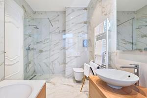 Ein Badezimmer in der Unterkunft Apartments Schlossgasse - Exclusive opportunity since construction close by