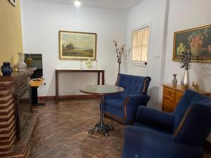 Telewizja i/lub zestaw kina domowego w obiekcie Casas Rurales Monasterio de Rocamador