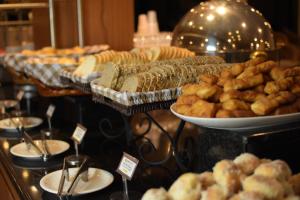 Comida no hotel ou em algum lugar perto
