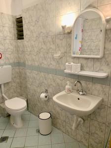 Kúpeľňa v ubytovaní Nikol Apartments + 21 fotografií