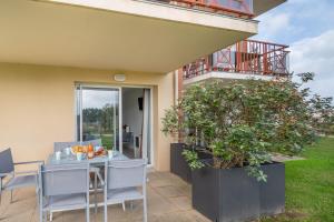 Balkón nebo terasa v ubytování Le Backspin - Appt 6p accès piscine, spa, sauna