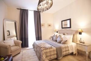 Un pat sau paturi într-o cameră la Town House 62