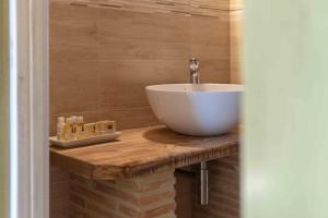 A bathroom at Torre della Botonta
