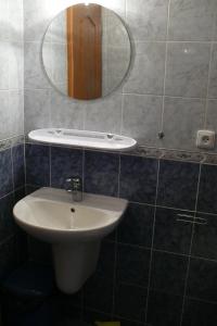 Koupelna v ubytování Apartmány Okoun + 24 fotografií
