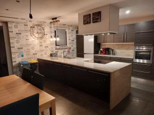 Afbeelding uit fotogalerij van Le Reposoir Maison spacieuse avec feu au bois in Bertogne