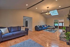 Gallery image of Pocono Home with Hot Tub, Fireplace and Game Room! in Saylorsburg