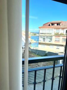 Fotografie z fotogalerie ubytování Apartamento nuevo en playa Sanxenxo, con garaje v destinaci Sanxenxo