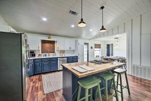 Gallery image of Modern Kilgore Home with Yard about 14 Mi to Lake! in Kilgore +21 photos