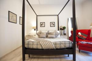 Un pat sau paturi într-o cameră la Town House 62
