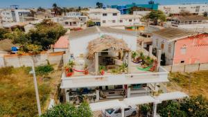 an aerial view of a house in a city at Liza, habitación privada de Flor de Lis Beach House in Playas