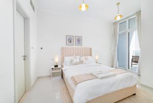 Ảnh trong thư viện ảnh của Immaculate 1BR apartment at Carson C ở Dubai