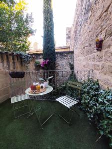 Vonkajšia záhrada v ubytovaní Uzès Centre Historique, Terrasse Privative Panoramique