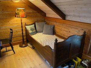 Postel nebo postele na pokoji v ubytování Södragården - traditionally Swedish