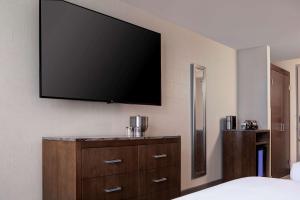 Postel nebo postele na pokoji v ubytování Hyatt Regency Baltimore