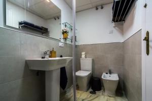 Koupelna v ubytování More Center Apartment + 7 fotografií