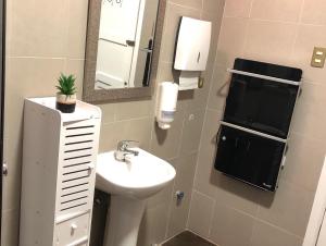 Ένα μπάνιο στο TQCaleta Providencia Barrio Italia