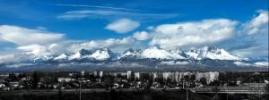 A general mountain view or a mountain view taken from Az apartmant
