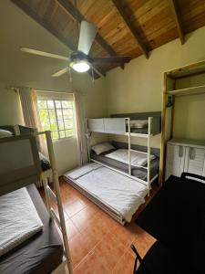 Postel nebo postele na pokoji v ubytování Hacienda Claro de Luna 3 Bedrooms