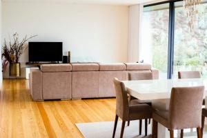 Μια τηλεόραση ή/και κέντρο ψυχαγωγίας στο Casa da Merelhe