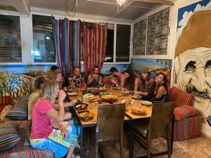 Hosté ubytování Happy Surf Hostel