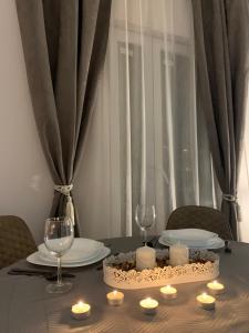 Nápoje v ubytovaní Luxury furnished apartment, near the center Gallery 55