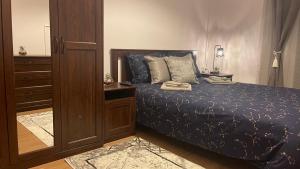 Posteľ alebo postele v izbe v ubytovaní Luxury furnished apartment, near the center Gallery 55