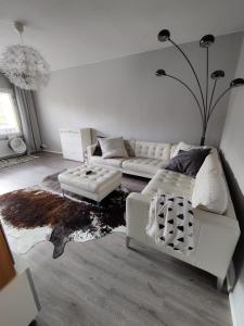 Oleskelutila majoituspaikassa Freshly renovated apartment, perfect for couple